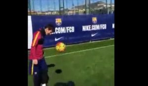 Barça : le but impossible de Lionel Messi à l'entraînement
