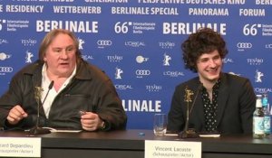 Depardieu clashe François Hollande, le Festival de Cannes et les Oscars