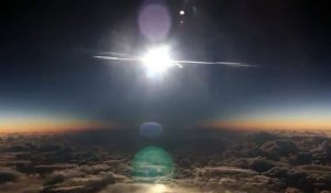 Éclipse solaire depuis un avion