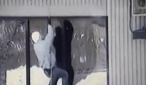 Canada: la vidéo impressionnante d'une évasion de deux détenus
