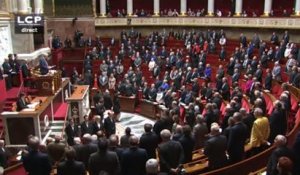 L'Assemblée rend hommage aux victimes des attentats à Bruxelles