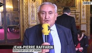 Raffarin : François Hollande "essuie un camouflet"