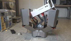 H Tower Inwin : un boîtier pour ordinateur robotisé.