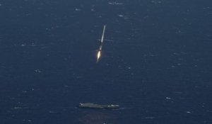 SpaceX réussit à faire atterrir sa fusée Falcon9 en mer