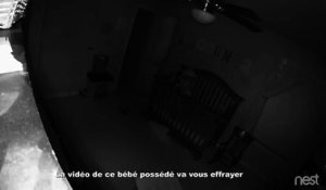 Ce Bebe Tient En Equilibre Sur La Barriere De Son Lit Sur Orange Videos