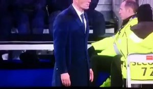 Real-Wolfsburg : quand Zidane déchire son pantalon !