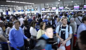 La vidéo des longues files après la coupure de courant à Brussels Airport