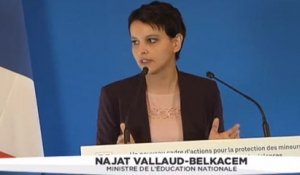 Pédophilie: une «erreur d'appréciation grave» pour Vallaud-Belkacem
