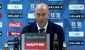 35e j. - Zidane salue la performance de Bale