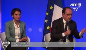 Pour François Hollande, "ça va mieux" aussi pour l'école