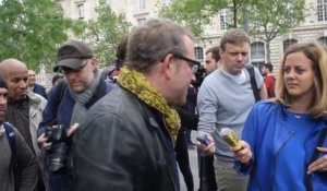 Bilan de la contre-manifestation qui a dégénérée - Paris 18.05.2016 - Voiture de police brûlée
