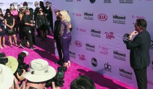 Kesha arrives on the red carpet for music awards ceremony in Las Vegas
