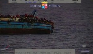 Naufrage de migrants mercredi: une centaine de morts selon les survivants