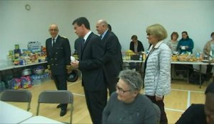 Manuel Valls à Nemours (Loiret) pour apporter son soutien aux habitants touchés - Le 02/06/2016 à 13h45