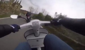Il n'a pas juste débridé son scooter lui