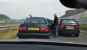 Road rage de personnes âgées !!
