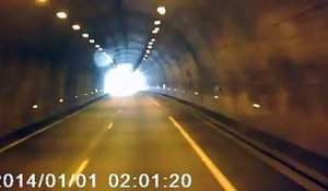 L'impressionnant accident d'un routier moldave ivre au volant de son camion