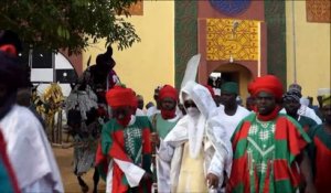 Une ville du Nigeria célèbre la fin du Ramadan à cheval