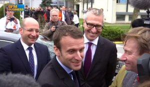Emmanuel Macron donne son premier grand meeting