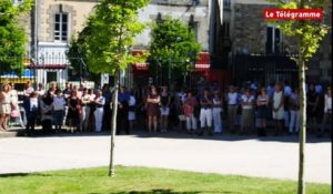 Attentat à Nice. 250 personnes dans la cour de la préfecture à Vannes