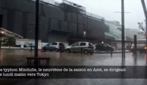 Japon: un puissant typhon se dirige vers Tokyo, transports très perturbés