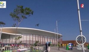 Zapping Télé du 17 août 2016 - Une caméra chute sur les spectateurs aux JO de Rio !