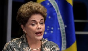 Pour Dilma Rousseff, une destitution serait un "coup d'État"