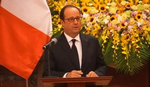 Conférence de presse au palais présidentiel de Hanoï