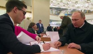 Législatives en Russie : Vladimir Poutine a voté