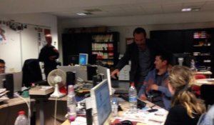 Jean Dujardin fait le show à la rédaction de Sud Ouest La Rochelle