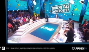 TPMP - Cyril Hanouna : Jean-Michel Maire lui offre un cadeau coquin (Vidéo)