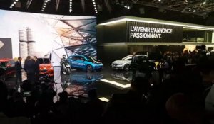 Mondial de l'Automobile à Paris - Réactions de nos reporters après la conférence BMW
