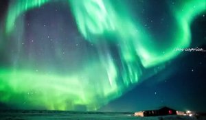 Les Islandais éteignent toutes leurs lumières pour profiter des aurores boréales