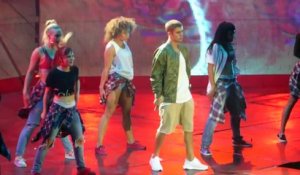 Playback affreux de Justin Bieber en concert à Paris Bercy en 2016 - What do you mean