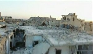 Syrie : un drone filme un quartier d'Alep ravagé par les bombes