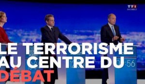 Le terrorisme au centre du débat à droite