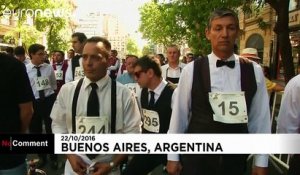 Argentinian waiters in a rush