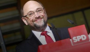 Allemagne : Martin Schulz s'attaque à Angela Merkel