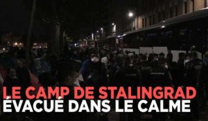 Paris : évacuation d'un camp de plus 3.000 réfugiés dans le calme à Stalingrad