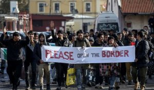 Fin d'une marche de migrants entre Belgrade et la Croatie