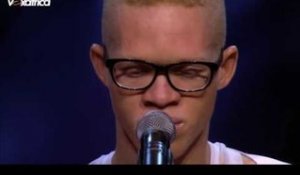 Jean Severin chante "Savoir Aimer" aux auditions à l'aveugle | The Voice Afrique francophone 2016