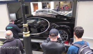 Chargement d'une Bugatti Chiron à Londres : voiture la plus chère du monde