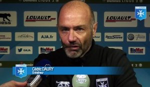 Cédric Daury avant AJ Auxerre - Nîmes Olympique
