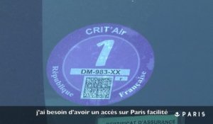 La Préfecture de Police présente Crit'Air aux automobilistes, place de la Nation