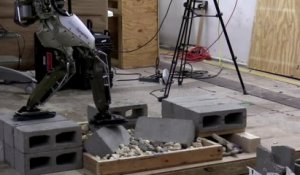 Atlas, le robot humanoïde de Google, a un sacré sens de l'équilibre