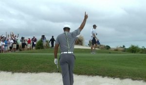 Golf - Hero World Challenge - La sublime sortie de bunker de Tiger Woods sur le n°5