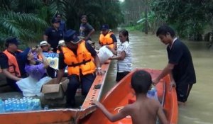 Les inondations font 14 morts en Thaïlande