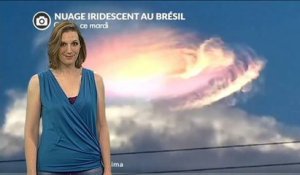 Nuage iridescent au Brésil