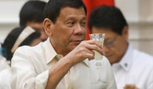 Le président philippin se vante d'avoir tué des criminels