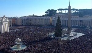 Le pape dénonce la violence à Istanbul dans ses voeux pour 2017